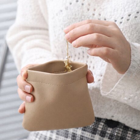 Monedero con cierre de acero Marron