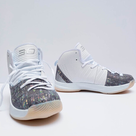 Calzado Deportivo De Basketball Adulto Championes Blanco