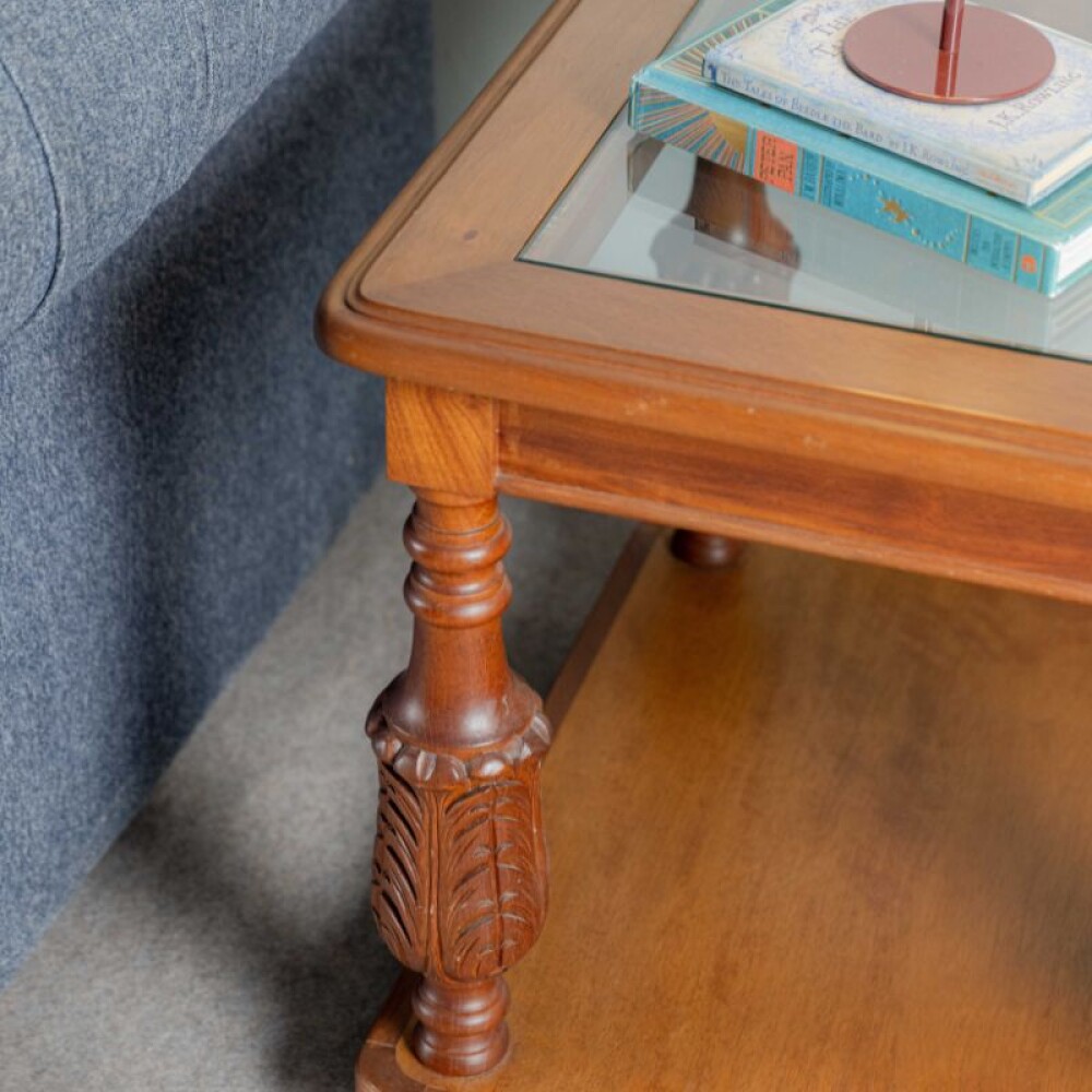 Mesa Auxiliar Tudor Mesa Auxiliar Tudor