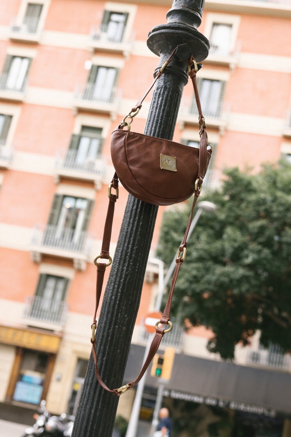 Brassy Bag Caramel