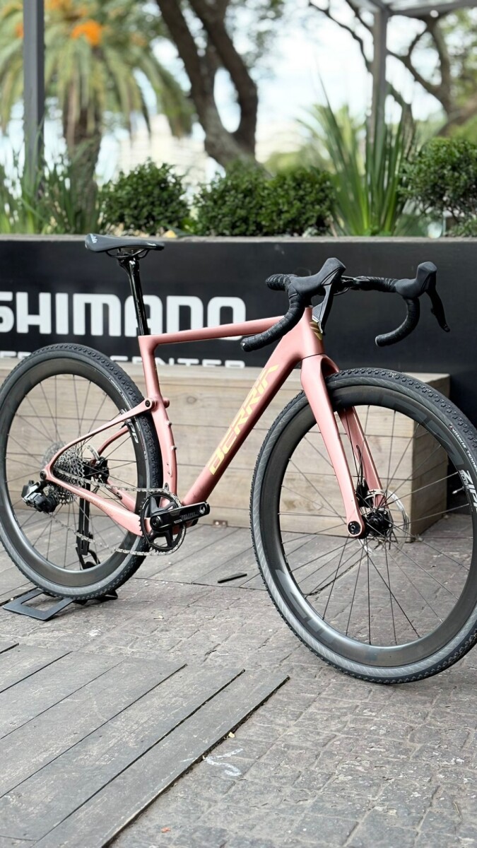 BERRIA ALL ROAD T-S 