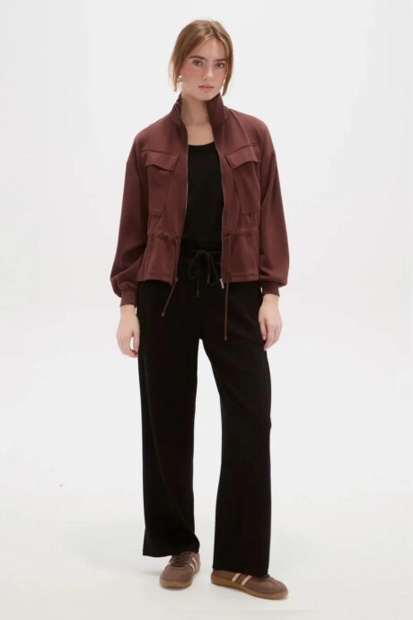 Campera Okeran Chocolate
