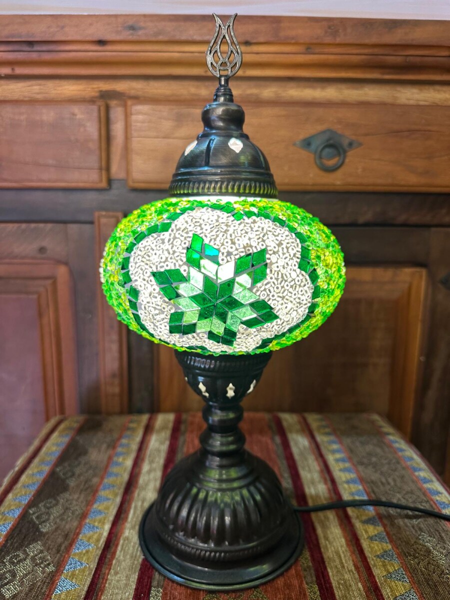 Lámpara vitraux de mesa verde estrella TM14 