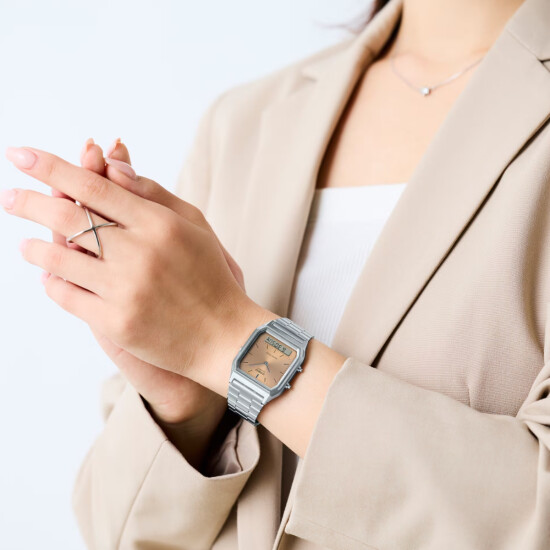 Reloj CASIO RETRO AQ230A-4AMQYDF Acero Plateado Esfera 30mm 0