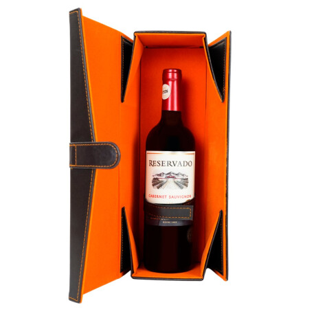 Pack de vino Reservado Concha y Toro 750ml + estuche Pack de vino Reservado Concha y Toro 750ml + estuche