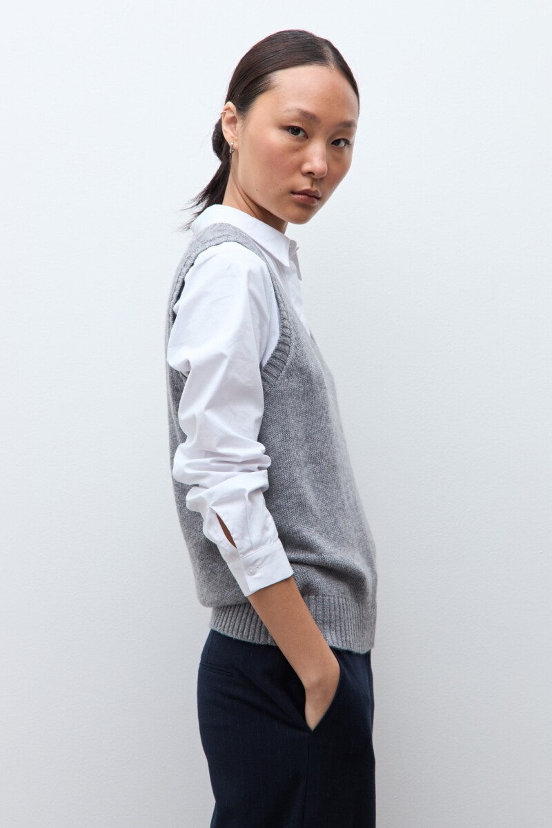 Chaleco escote V gris melange