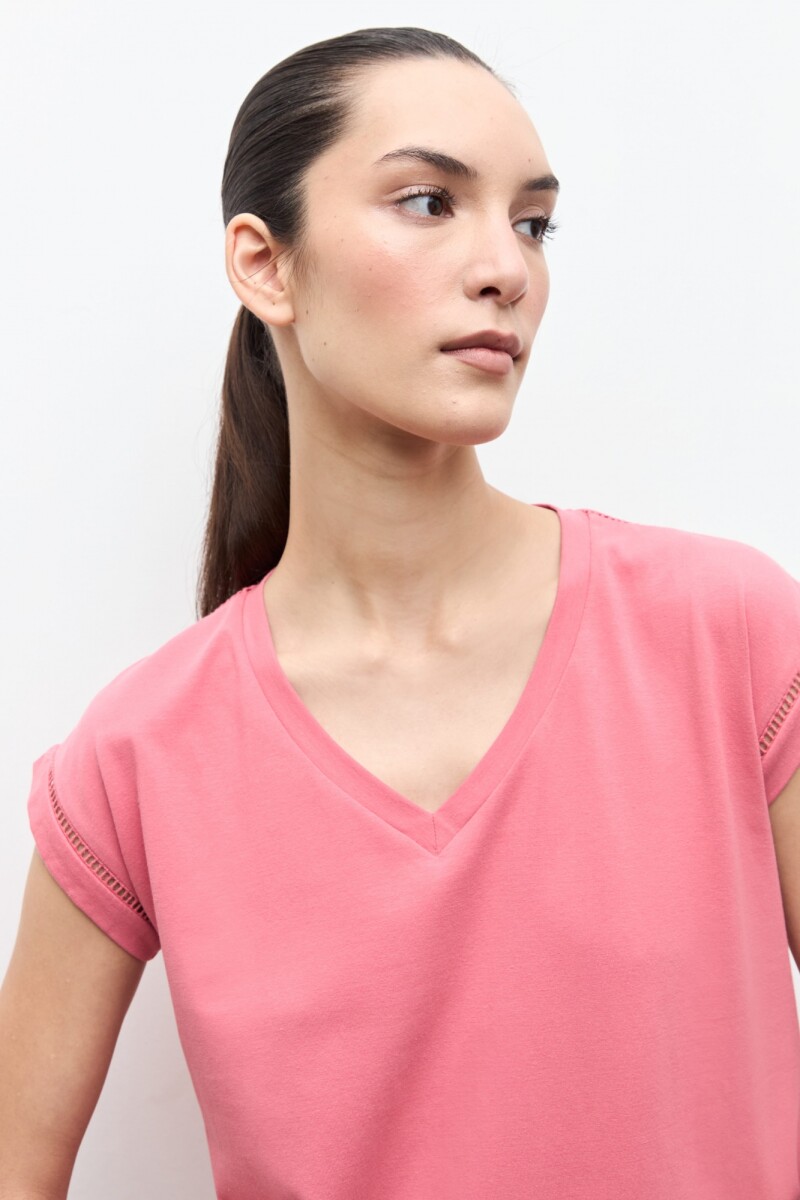 Remera con vainillas rosado