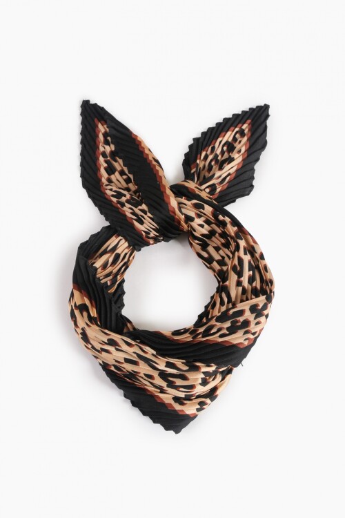 Pañuelo plisado animal print beige
