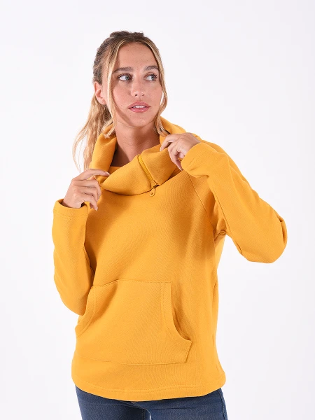 BUZO CUELLO ALTO STREET MOSTAZA