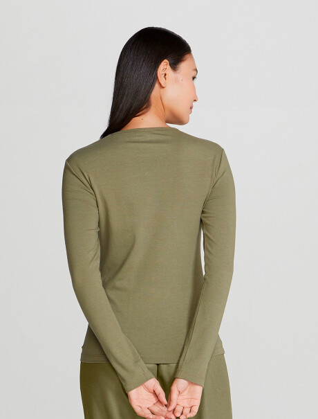 CAMISETA BÁSICA MANGA LARGA VERDE MUSGO