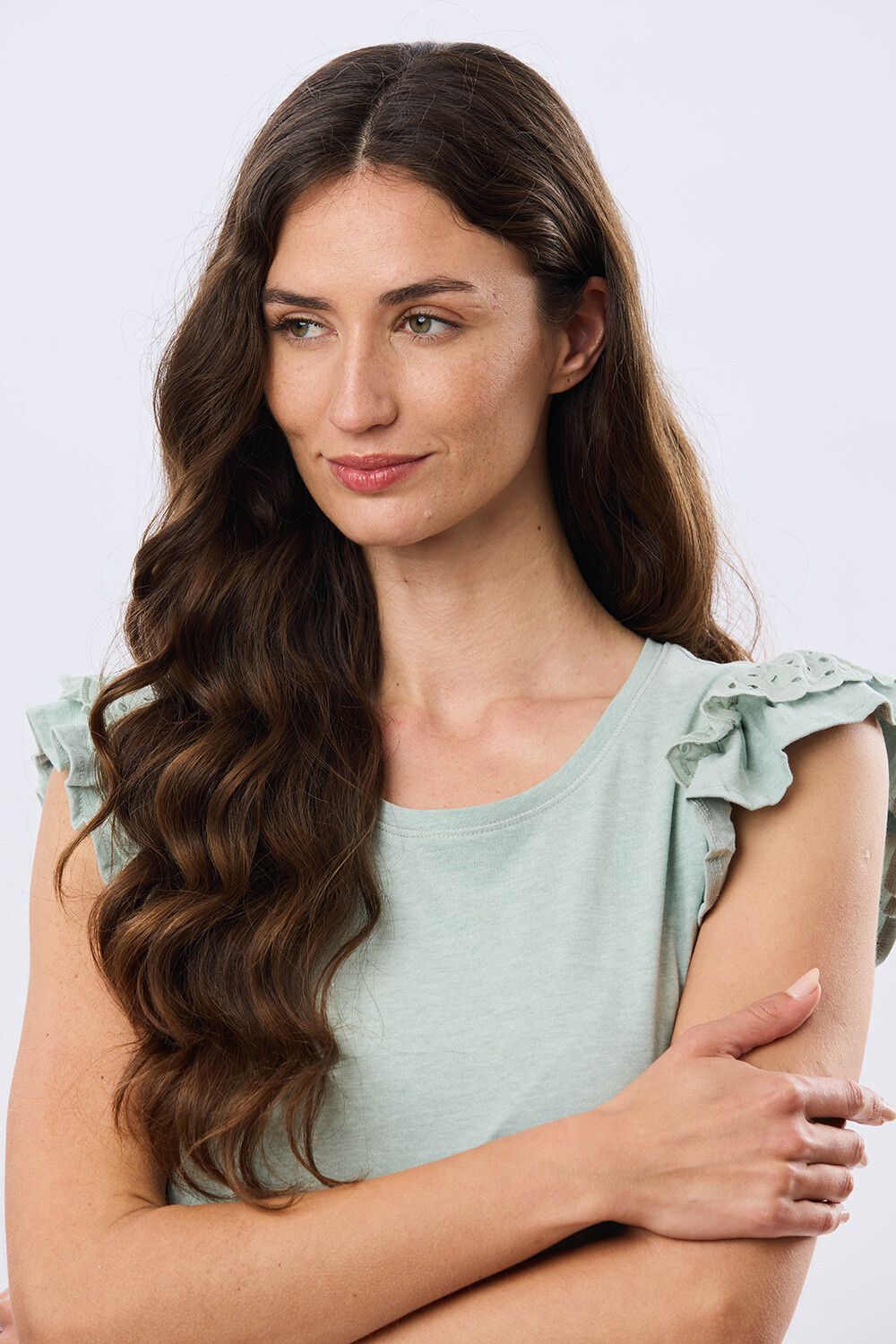REMERA DE ALGODÓN CON BRODERIE Verde