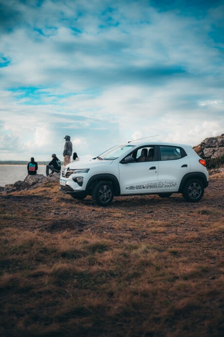 RENAULT KWID X GLASSY WAVES Renault Kwid X Glassy Waves