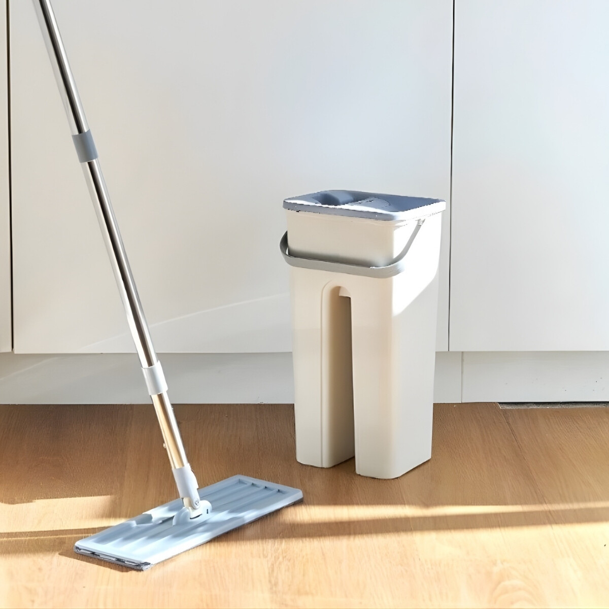 Mopa con balde y escurridor - GRIS 