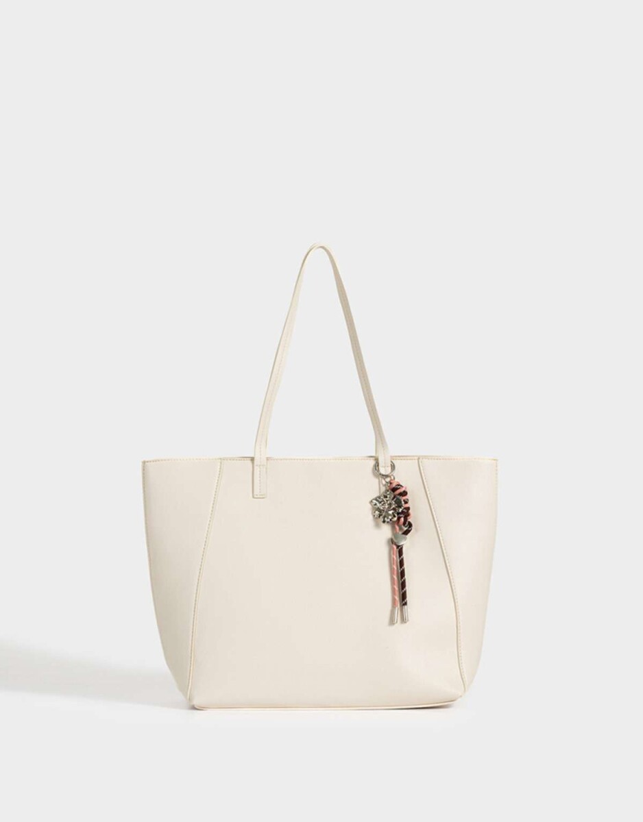 Cartera Shopper Con Charm - Blanco Crudo 