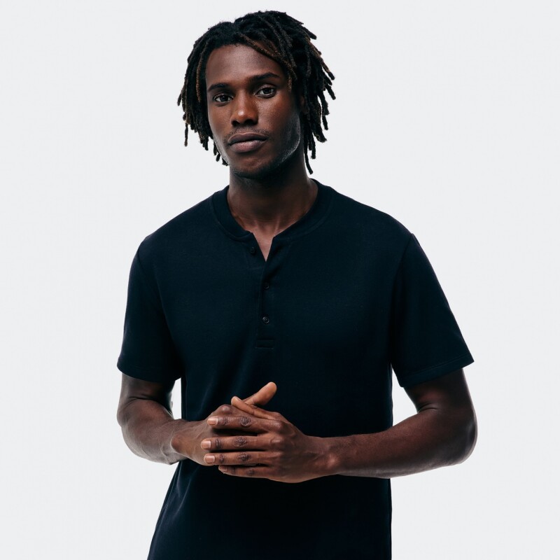 CAMISETA MM MASC PRETO ESCURO