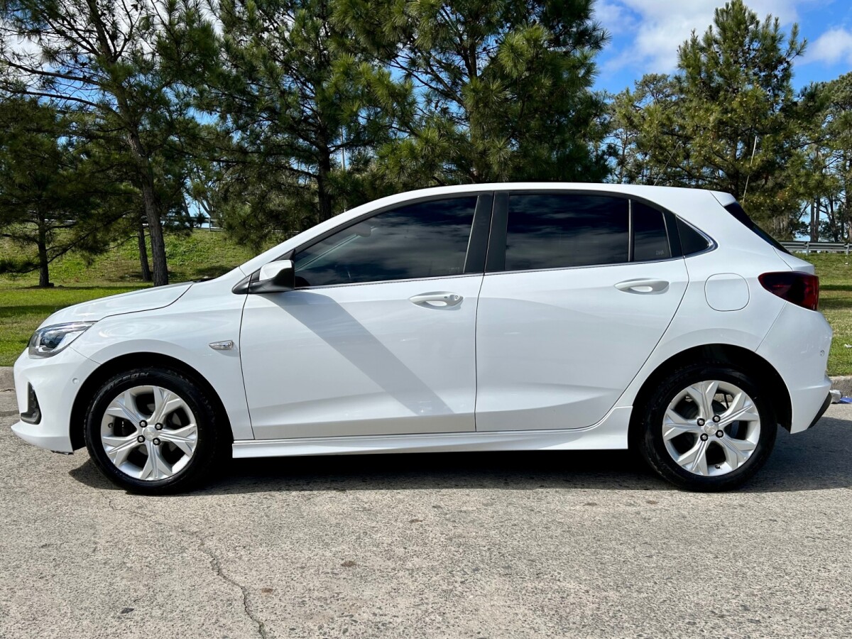 Chevrolet Onix Premier 1.0T AT Extra Full 2021 Chevrolet Onix Premier 1.0T AT Extra Full 2021