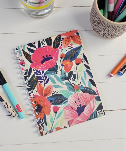 Cuaderno Paperpack A5- 80 hojas DISEÑO 1