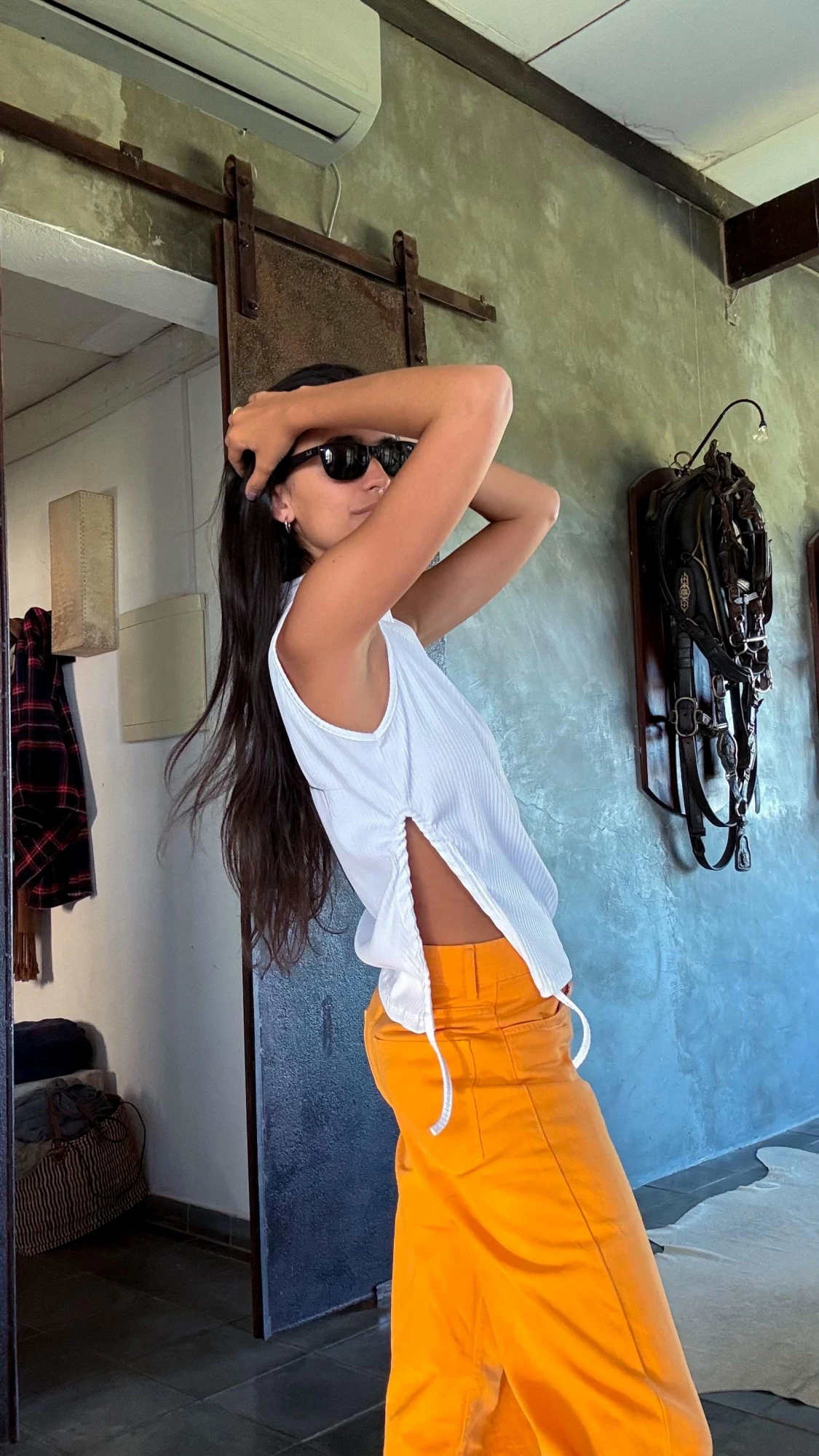 Hole shirt