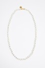 COLLAR LOGO CANDY PERLAS Y COR Blanco