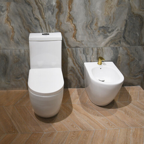 Juego De Inodoro Con Mochila, Tapa Y Bidet Linea Bridal Marca Aqualia 000