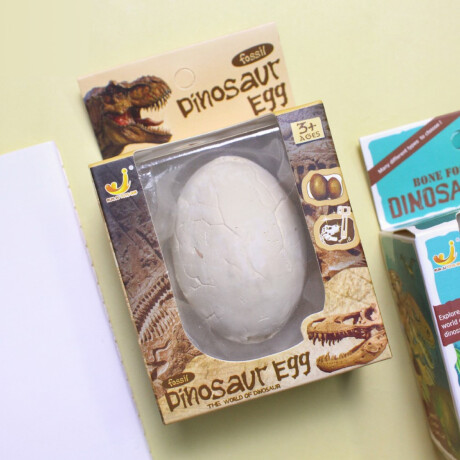 Huevo blanco de dinosaurio sorpresa para excavar Sc