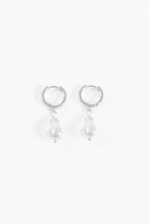 Aros con perla gota plateado