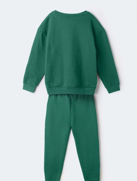 CONJUNTO INFANTIL CON ESTAMPA VERDE