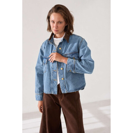 Campera Jean Corderoy Celeste