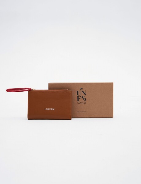Billetera Corinne Camel