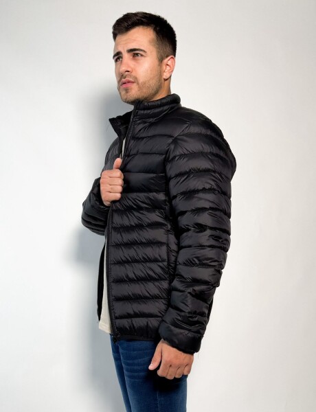 Campera de nylon Hakuna Negro