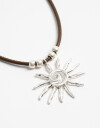 Collares Cortos Metal Collar Corto Sol - Plateado Plata Cepillada Mate