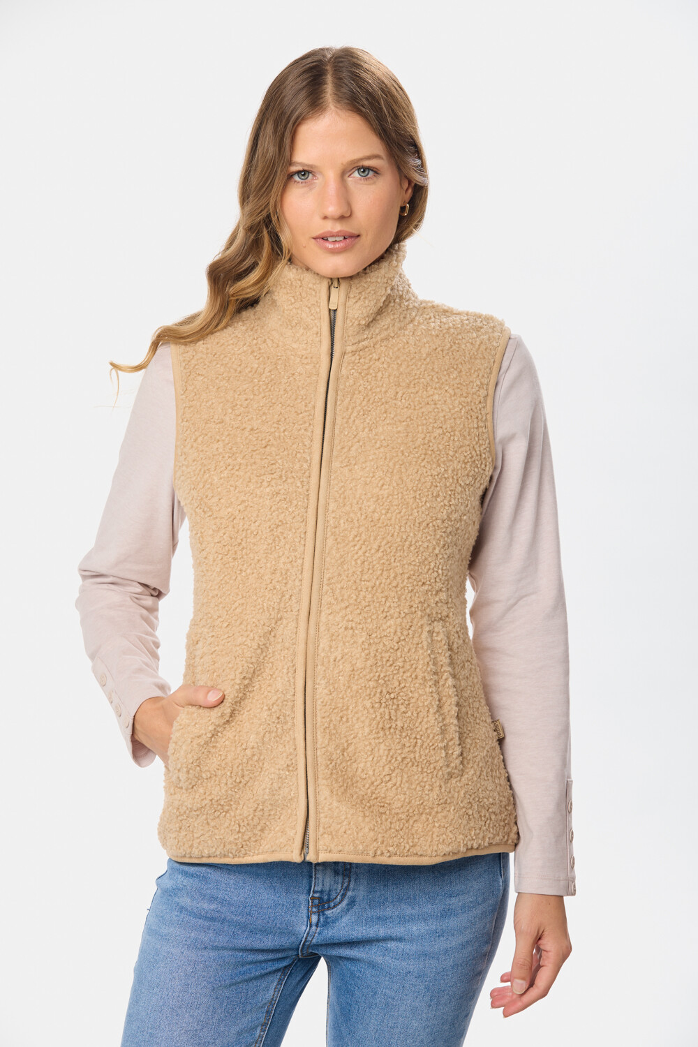 CHALECO TEJIDO CORDERITO Beige