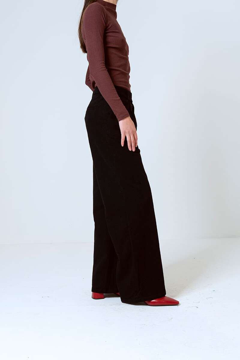 Cuma Black