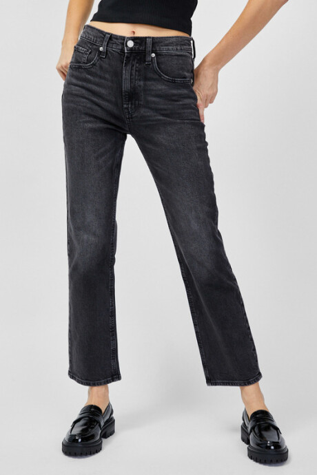 Jean Straight Tiro Alto Mujer Black Wash