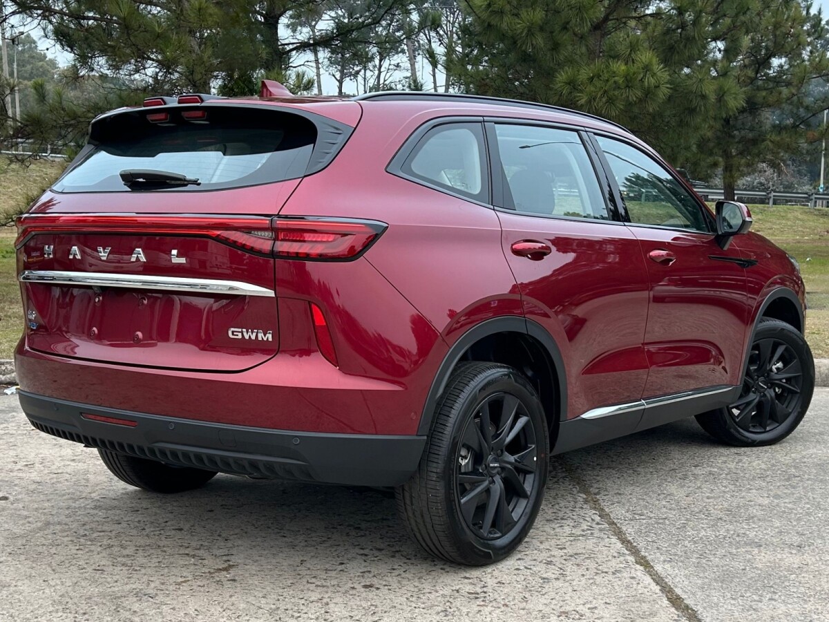 Haval H6 HEV Elite 1.5 2026 0KM | Permuta / Financia Haval H6 HEV Elite 1.5 2026 0KM | Permuta / Financia