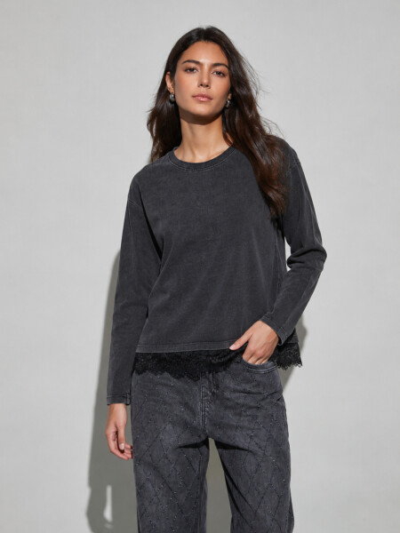 REMERA TARI GRIS OSCURO