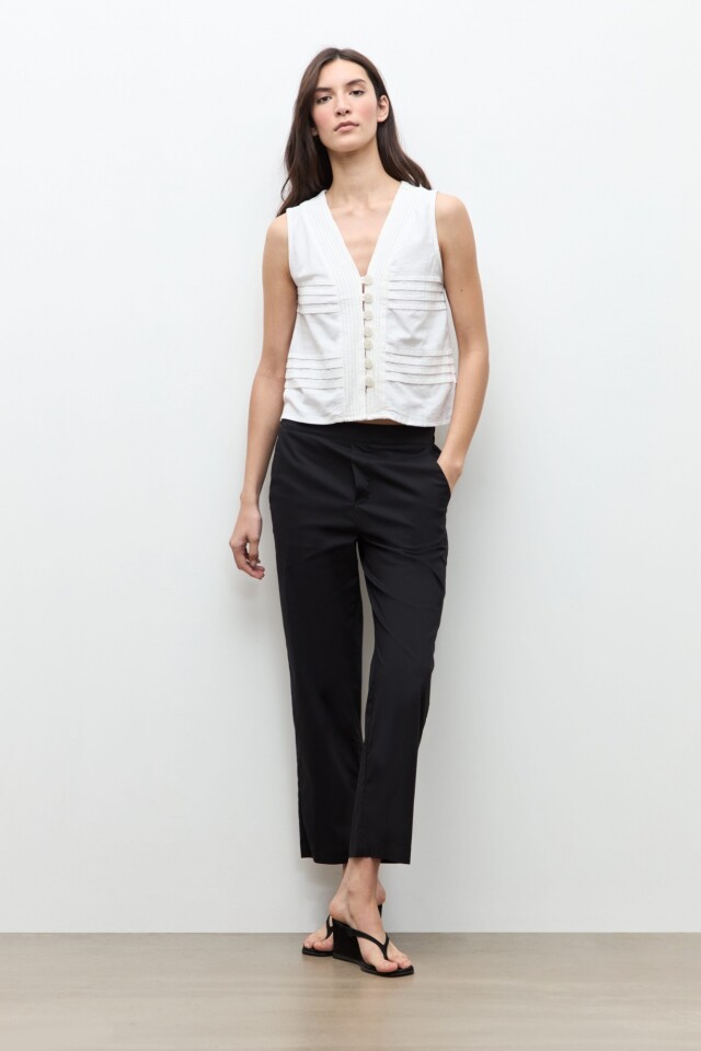 Blusa con alforzas blanco