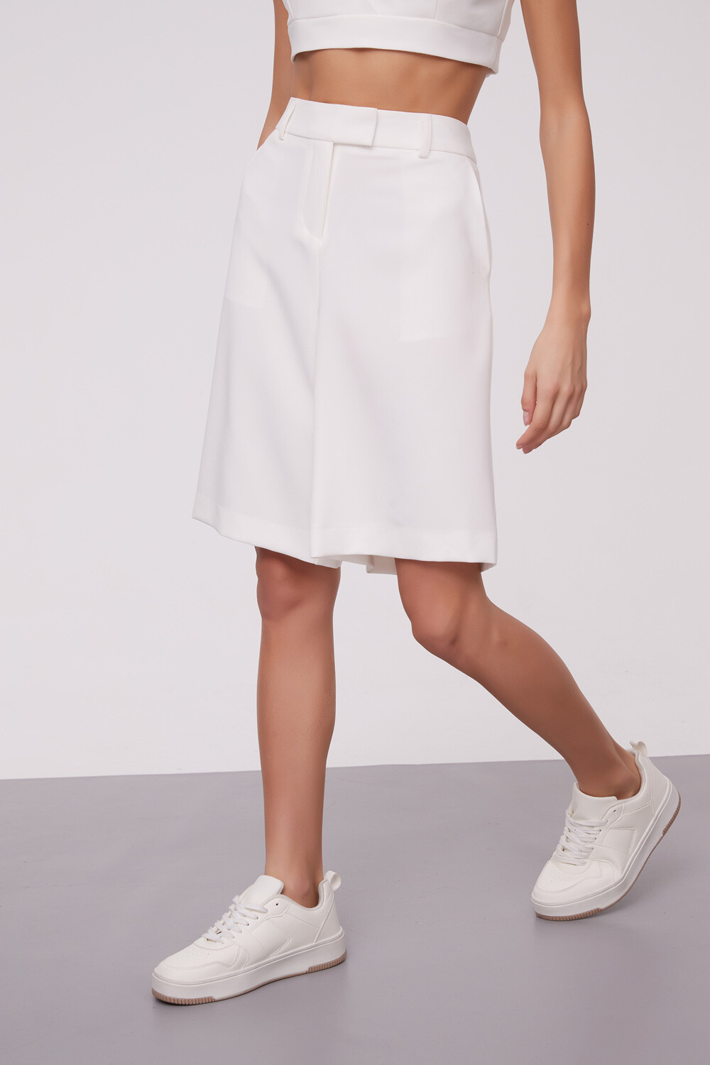 Bermuda Badora Marfil / Off White