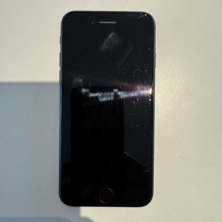 iPhone SE 2020 64GB - Black iPhone SE 2020 64GB - Black