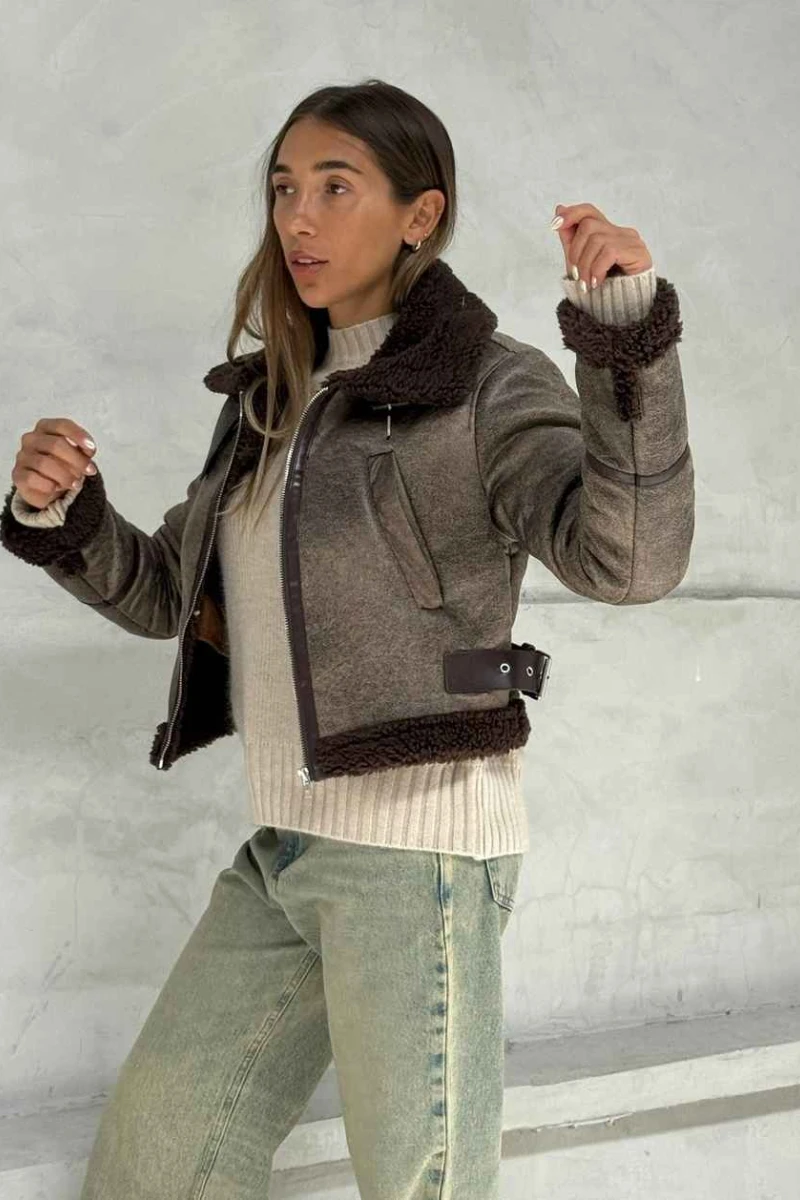 Campera Charlotte marron talle unico
