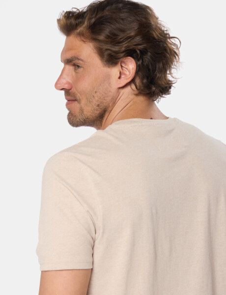 REMERA BORDADA Beige