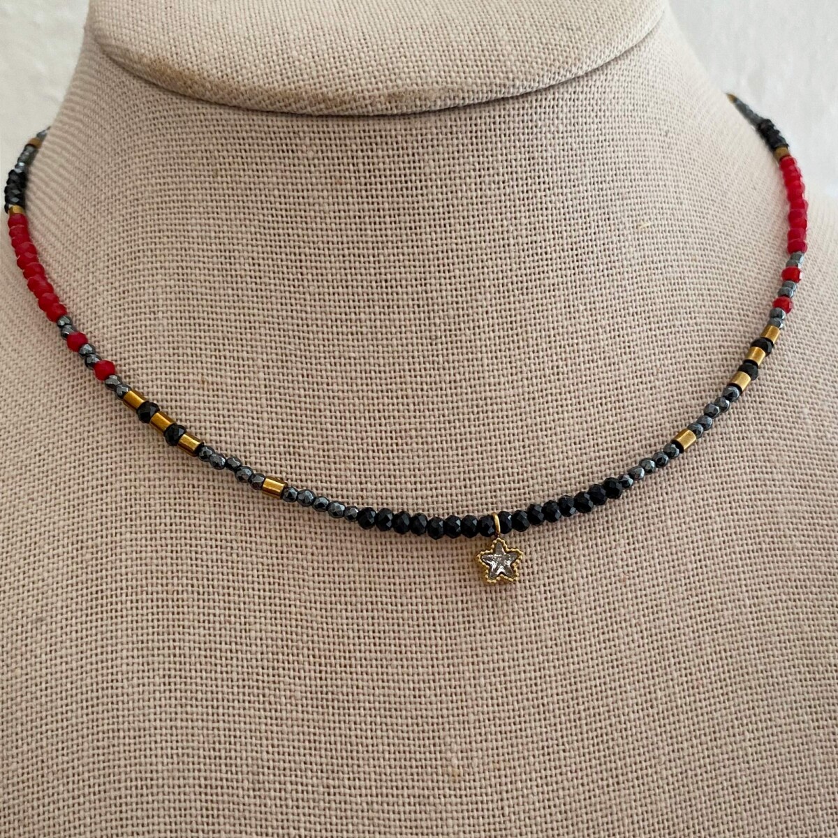 Collar Olimpia en acero y piedras 