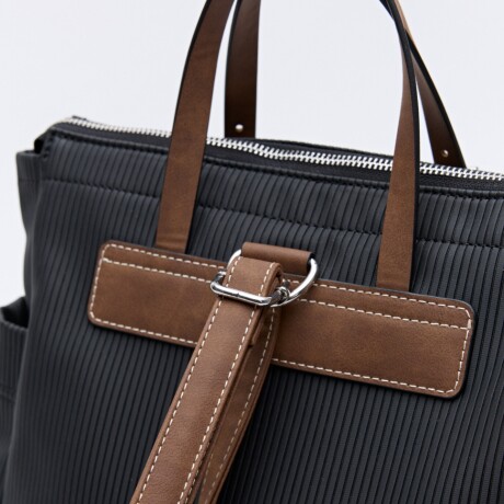 MOCHILA BASEVI Negro