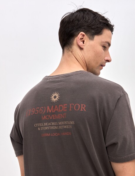 Remera Moxie Marrón