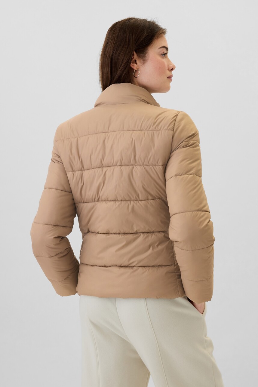 Campera Puffer Logo Gap Mujer Warm Golden Brown 701