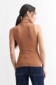 Chaleco cuello rompe viento TOSTADO
