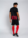 Equipo de futbol express Umbro Hombre F24