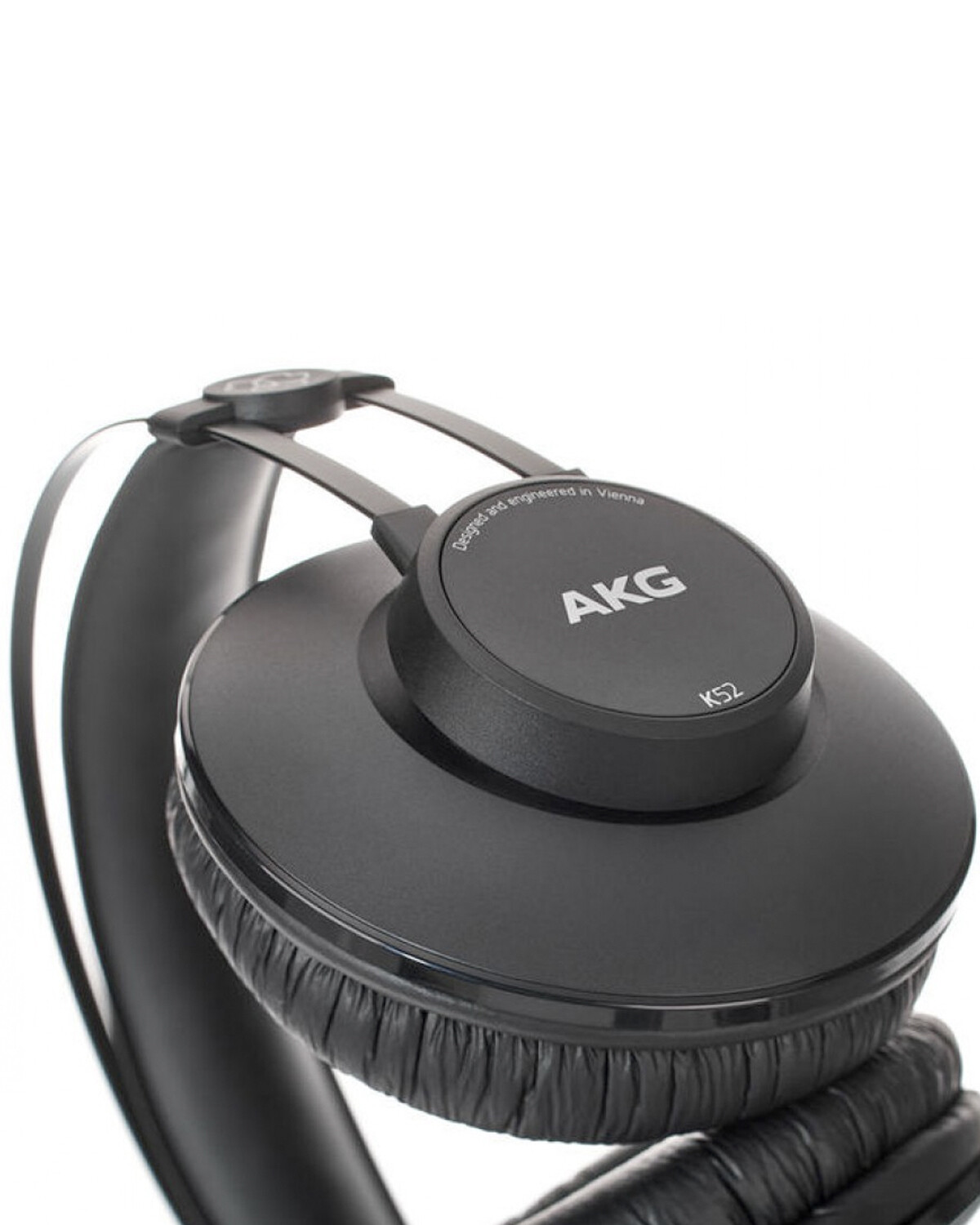 AKG K52 - Audífonos cerrados para monitoreo