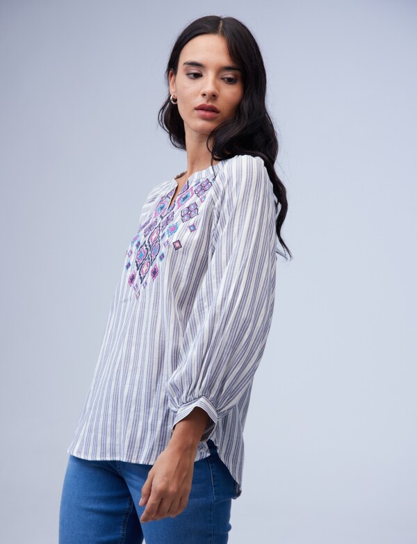 Blusa Bordada AZUL/MULTI