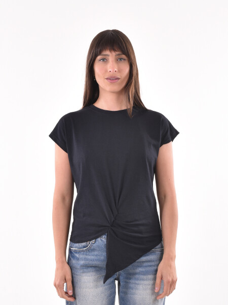 REMERA NUDA NEGRO
